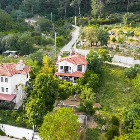 Marmaris Cetibeli Koyunde 4+1 Dogayla Ic Ice מוגלה