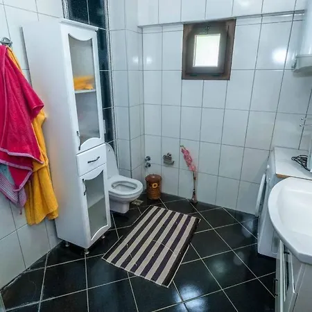 Otel Marmaris Cetibeli Koyunde 4+1 Dogayla Ic Ice Muğla